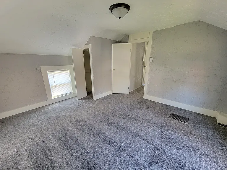 1225 Neosho St — Photo 8