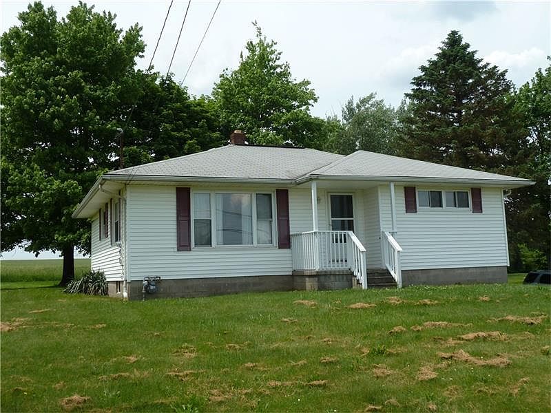 1st image of 3927 Saranac Dr