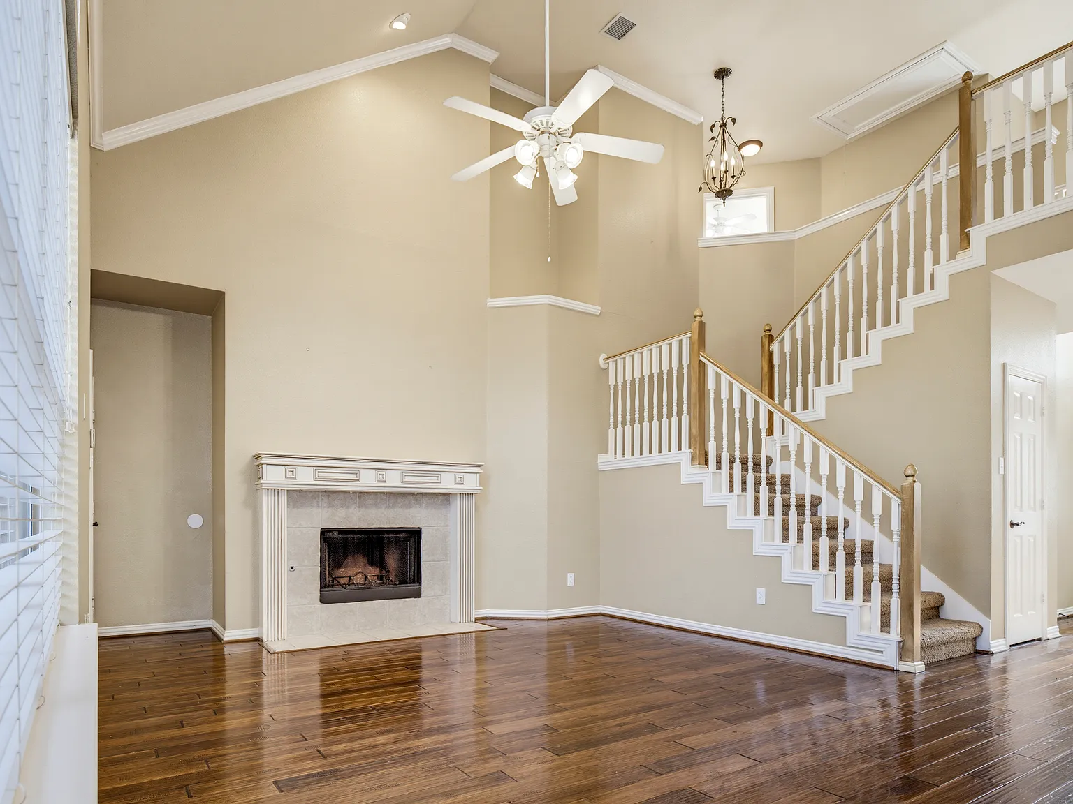 4 bed, 2173 sqft, $2,900 — Photo 2