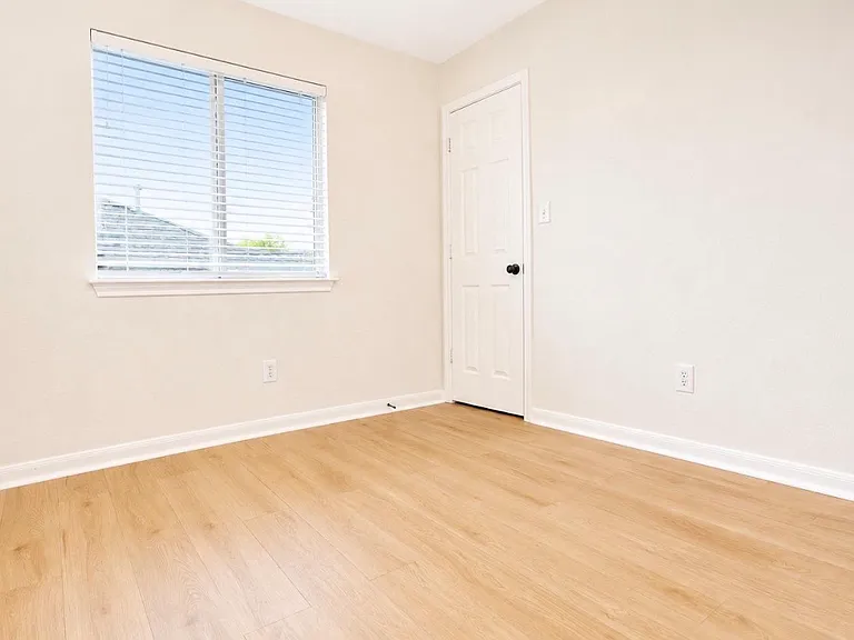 4205 Bent Wood Ct — Photo 27