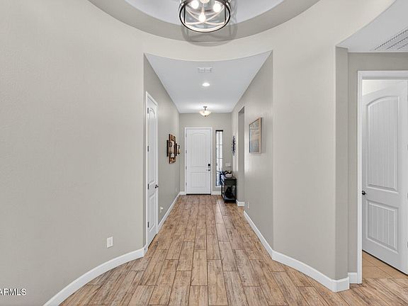 3rd image of 21237 W MINNEZONA Avenue