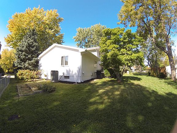 2nd image of 805 Leprechaun Ln