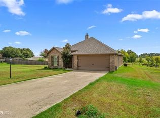 173 Lakeside Dr, Gloster, LA 71030