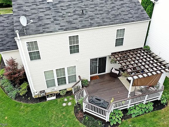 3rd image of 5636 Rosemont Way