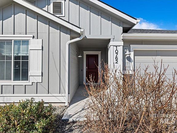 5th image of 10762 W Camas St
