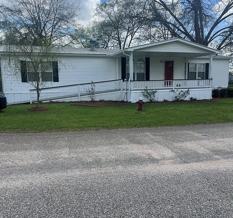 1st image of 115 Geranium Cir