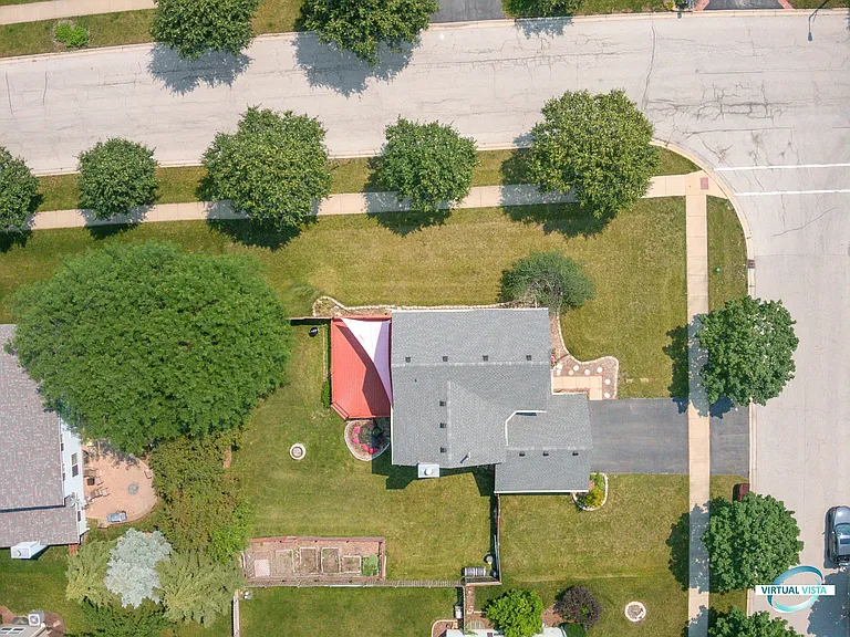3270 Hopewell Dr — Photo 3