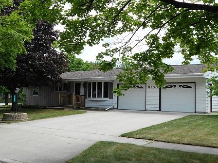 1st image of 3100 Canterbury Dr