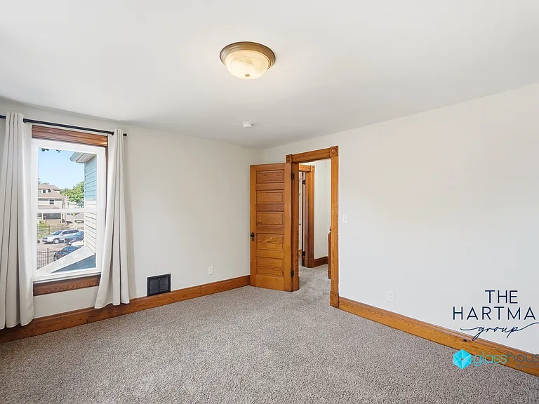 142 S Van Lear St — Photo 16