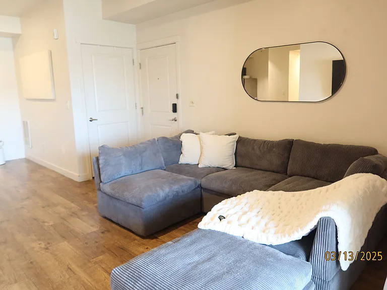 Hawthorne Gardens Apartments — Photo 10