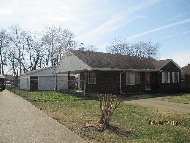 1st image of 2710 Castlewood Pl