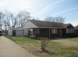 2710 Castlewood Pl, Owensboro, KY 42303