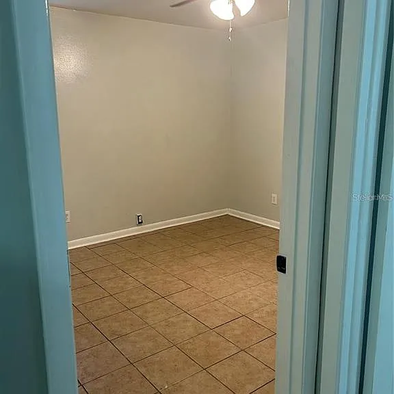 232 Beverly Blvd — Photo 29