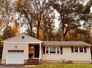 126 Old Croton Rd, Flemington, NJ 08822