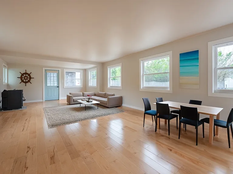8 Hideaway Pl — Photo 6
