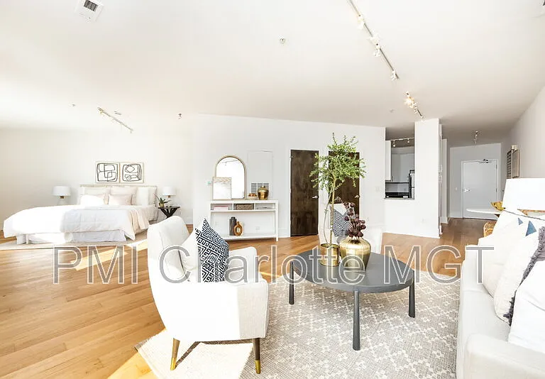 1600 Fulton Ave #204 — Photo 22