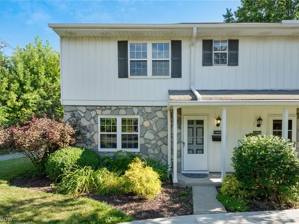 19666 Lorain Rd Unit 28, Fairview Park, OH 44126