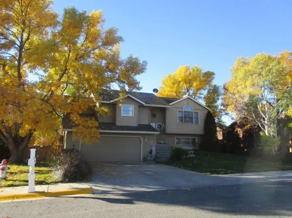 3704 San Juan Dr, Billings, MT 59102