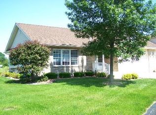 80 Oregon Trl, Diamond, IL 60416