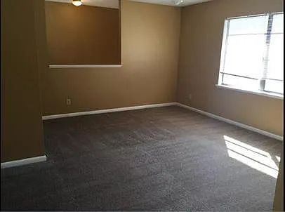 3545 Cypress St — Photo 3