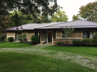 11040 Fairmount Rd, Newbury, OH 44065