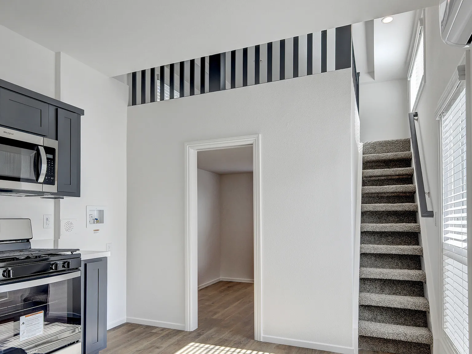 2 bed, $2,195 — Photo 2