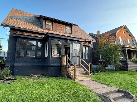 2nd image of 98 Brunswick St #96