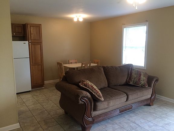 3rd image of 132 Venus St #2