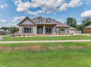 2592 Elkhorn Dr, Pace, FL 32571