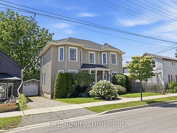 2nd image of 299 Spring St