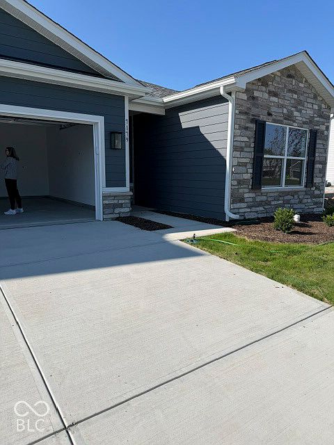 1st image of 7179 Fowler Dr