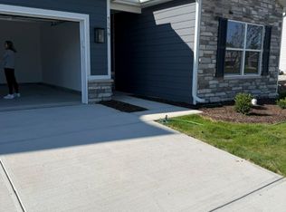 7179 Fowler Dr, Whitestown, IN 46075