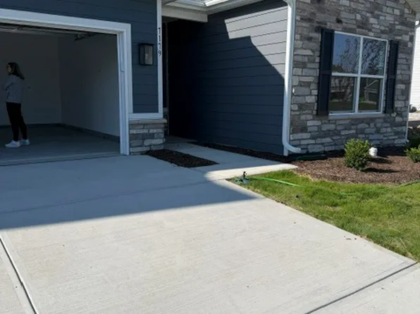 7179 Fowler Dr, Whitestown, IN 46075