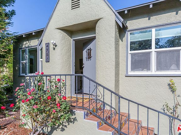 3rd image of 4952 Genevieve Ave