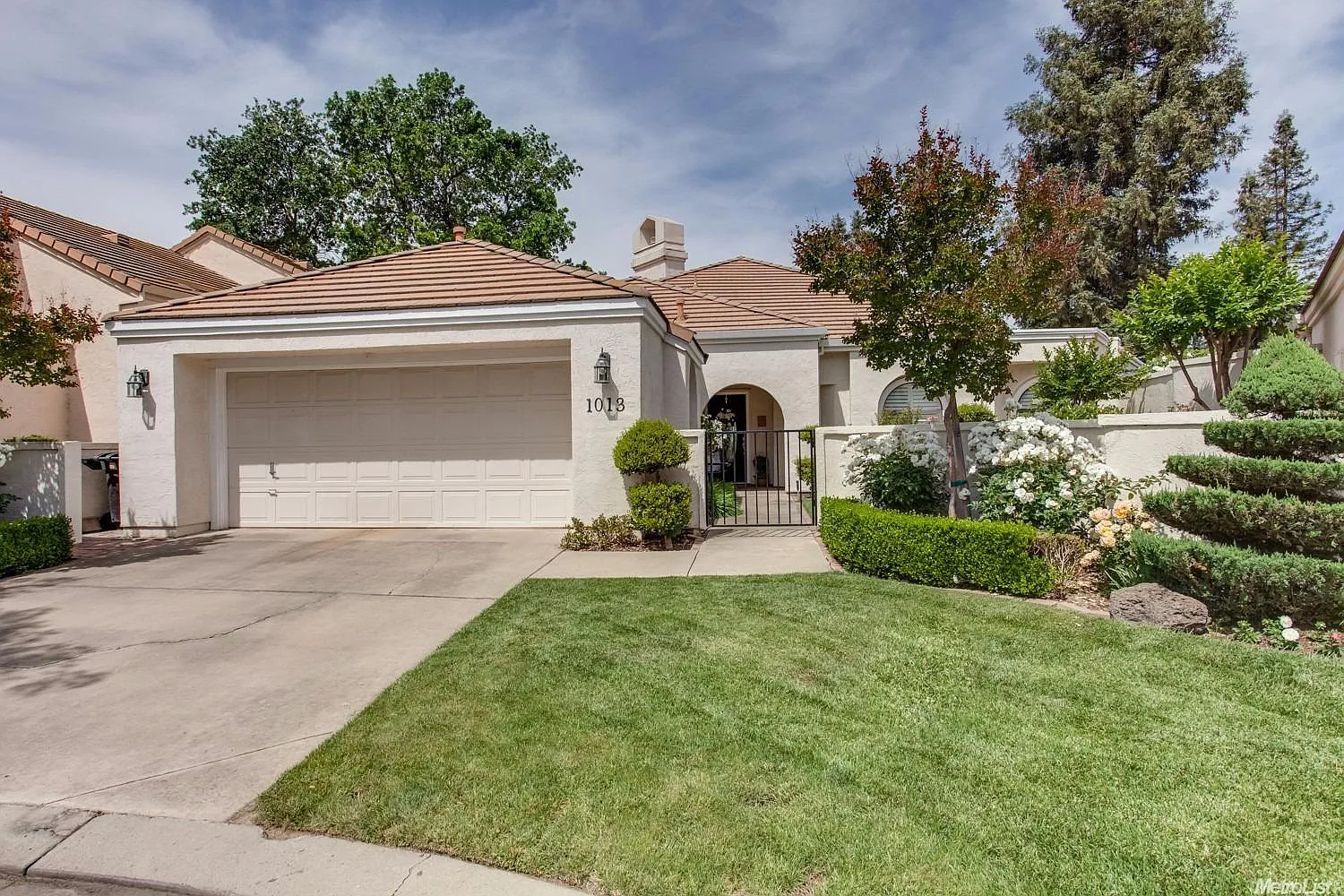 1013 Copper Lake Ct photo 1