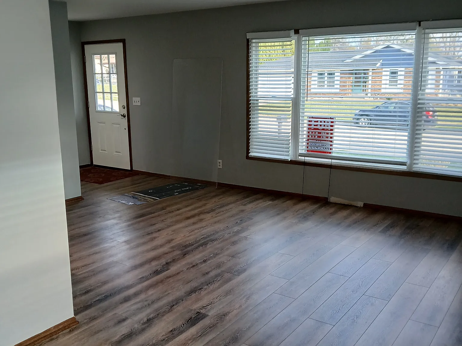 3 bed, 1.5 bath, 1450 sqft, $2,500 — Photo 2