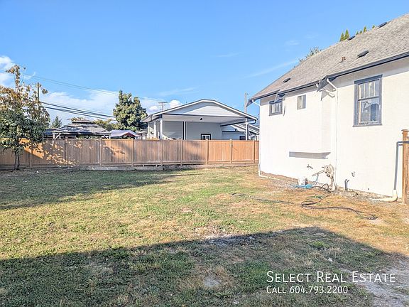 3rd image of 9527 Hazel St #A