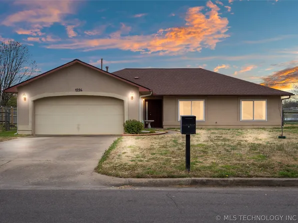 1224 S 98th East Ave, Tulsa, OK 74128