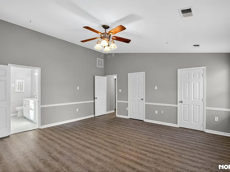 7 Hickory St — Photo 10