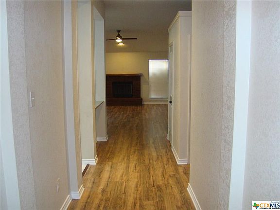 5th image of 518 Moccasin Dr