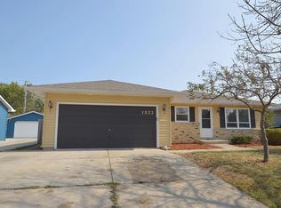 1523 16th Ave, Kenosha, WI 53140