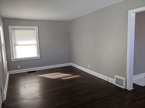 4th image of 4220 Bellefontaine Ave