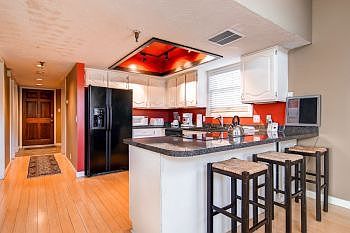 1st image of 1435 Park Ave #6
