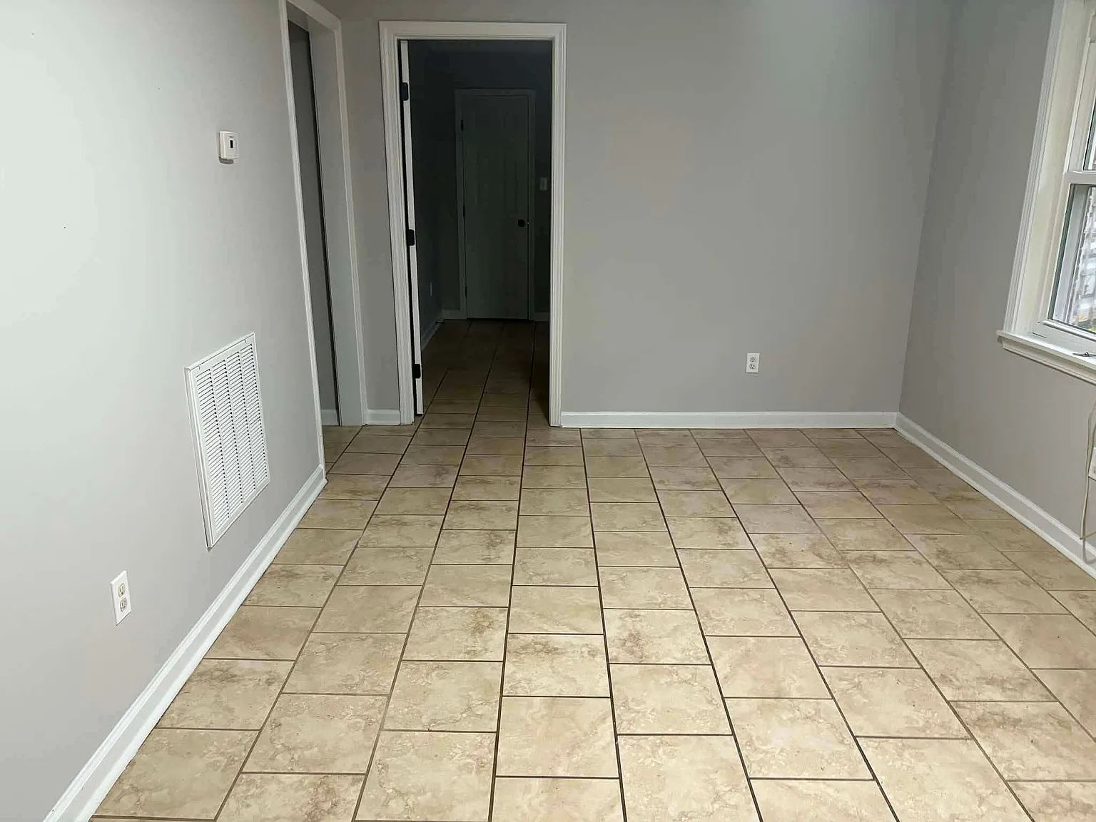 813 Scott St # 3, Brownsville - Unit 1 — Photo 4