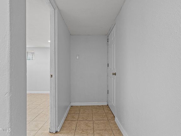 4th image of 3700 Taylor Ave