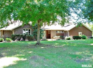 1521 N Academy St, Galesburg, IL 61401