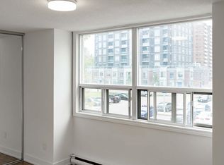 490 Nelson Ave #205, Burlington, ON