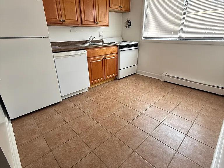 1509 W Farwell Ave #2D — Photo 6