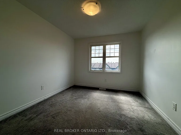 66 Fallengale Cres — Photo 24