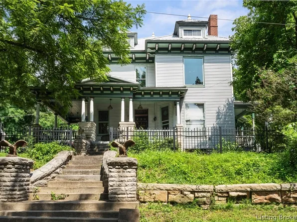 726 N Rhodes Avenue, West Baden, IN 47469